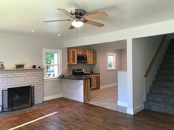 2nd image of 1109 W Highland Blvd
