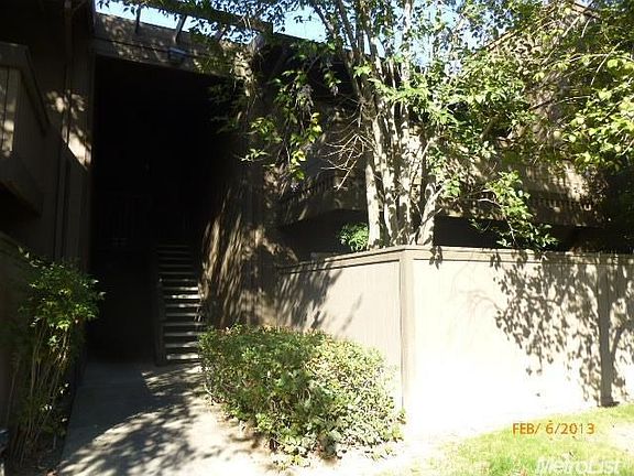 2nd image of 1037 Fulton Ave