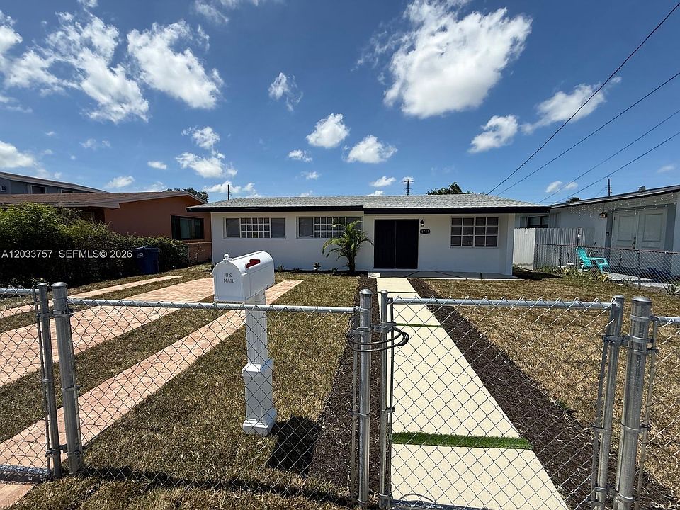 1st image of 1749 NW 154th St