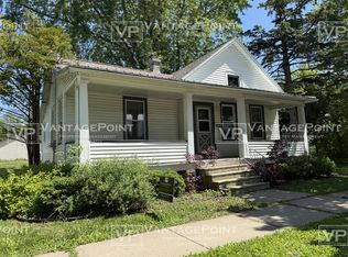 315 S Superior St, De Pere, WI 54115