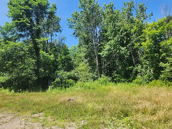 2nd image of 51 Bennett Rd