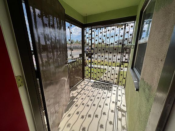 5th image of 4406 Earle Ave