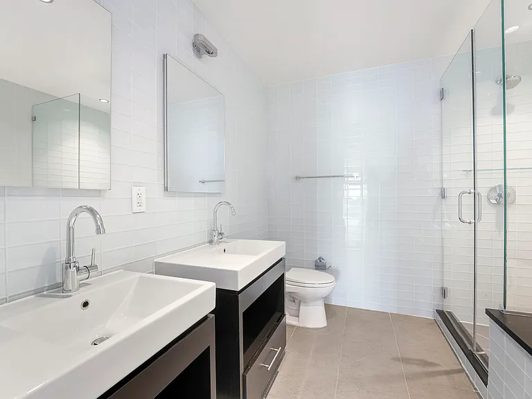 554 W 54th St #31G — Photo 7