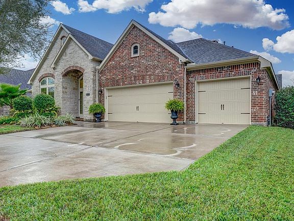 4th image of 4331 Windmill Hill Dr