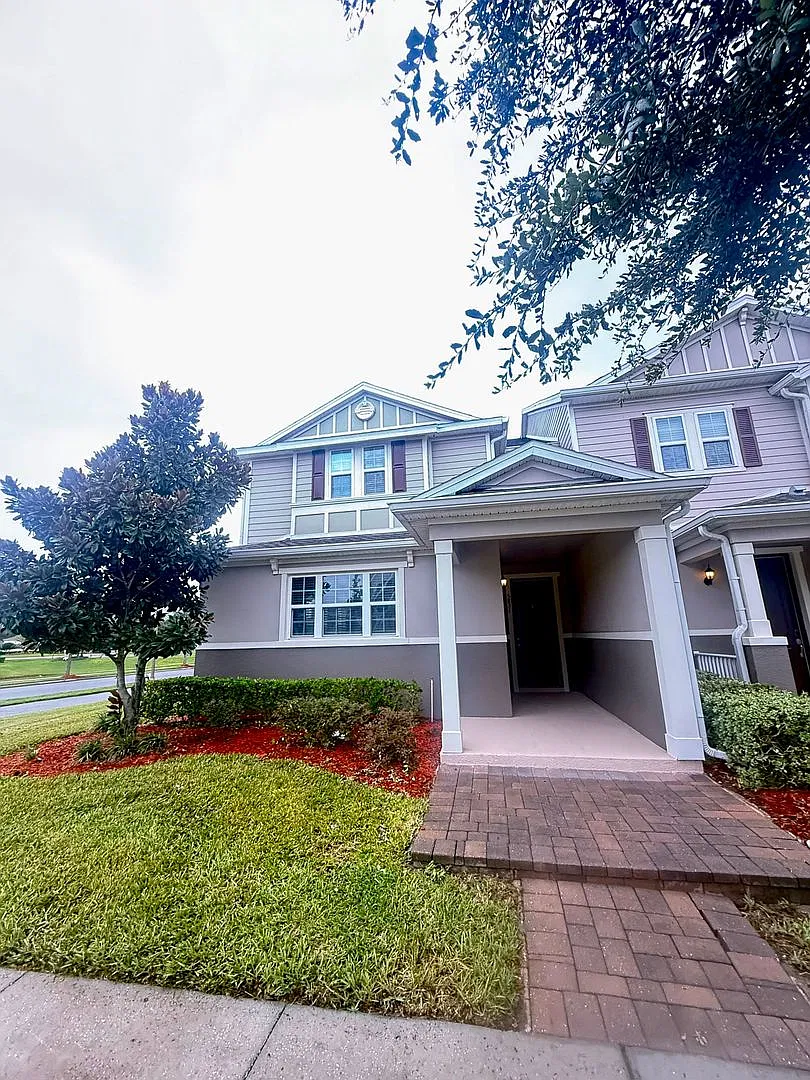 Spacious and Bright Townhome at Vineyards of Horizon West, Windermere — Photo 3