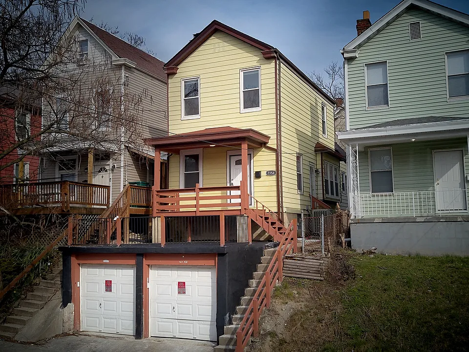 2354 Victor St #1