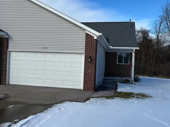 1478 11th St, Marysville, MI 48040
