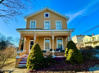 34 Kimball St, Amsterdam, NY 12010