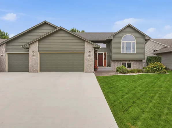 3204 S Grace Ave, Sioux Falls, SD 57103