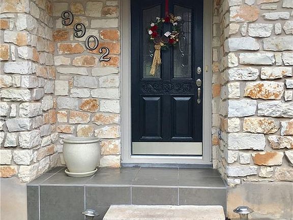 2nd image of 9902 Grand Oak Dr