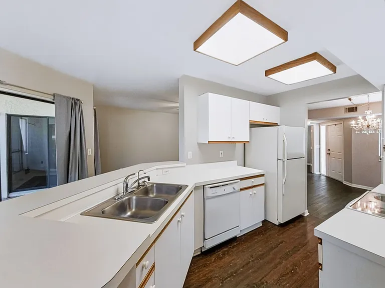 191 Bennington Dr #3 — Photo 14