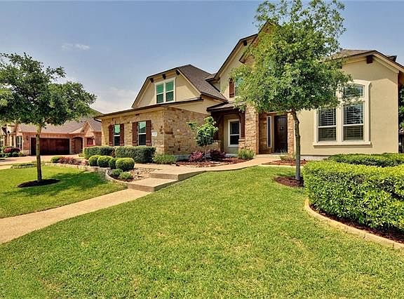 2nd image of 2200 Park Place Cir