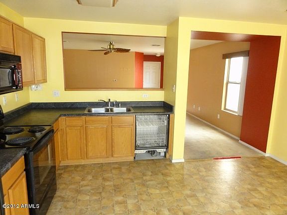 3rd image of 11609 W Windrose Avenue
