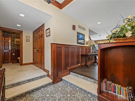 2nd image of 2064 Echoing Oaks Cir