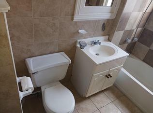 19 Gray St, Hartford, CT 06105