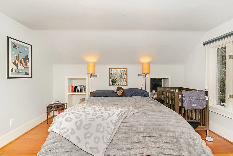 3901 S Court St — Photo 19