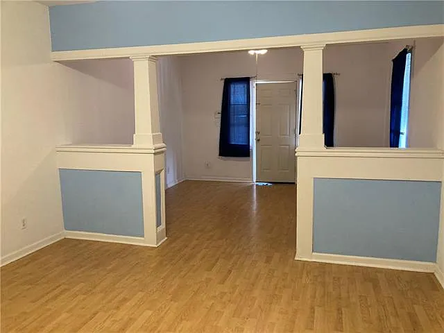 2 bed, 1.5 bath, 1100 sqft, $1,400 — Photo 3