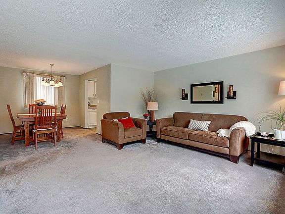 4th image of 20718 83rd Street Ct E