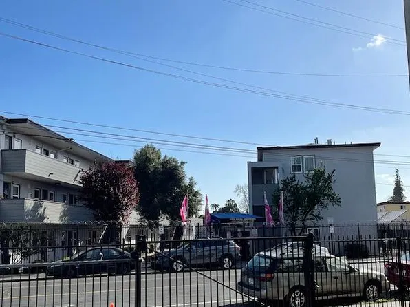 2586 Foothill Blvd APT A, Oakland, CA 94601