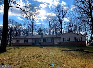 420 E Rosebud Rd, Myerstown, PA 17067