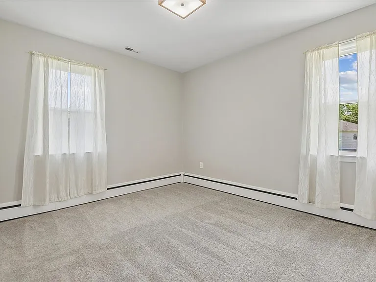 1209 Farmview Rd — Photo 13