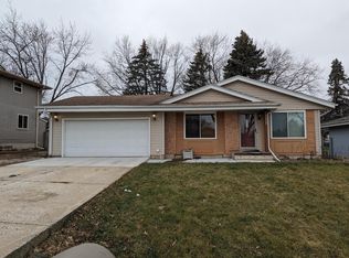 3608 Sovereign Dr, Racine, WI 53406