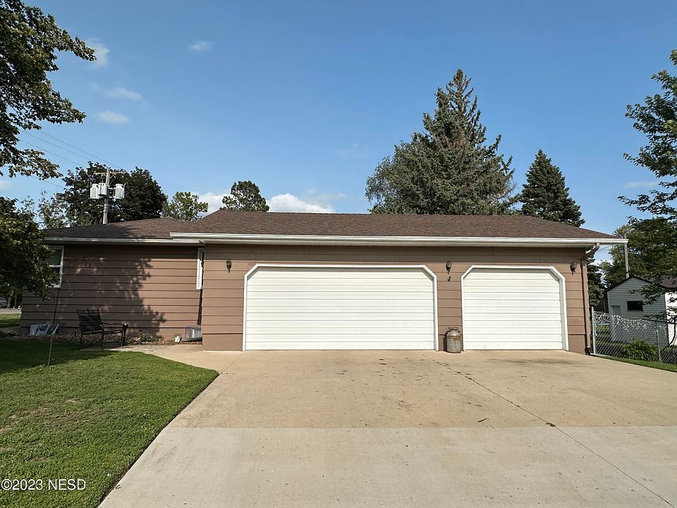 402 Hamlin Ave, Hayti, SD 57241 Zillow
