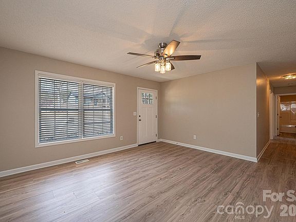 5th image of 1337 Gallatin Ln