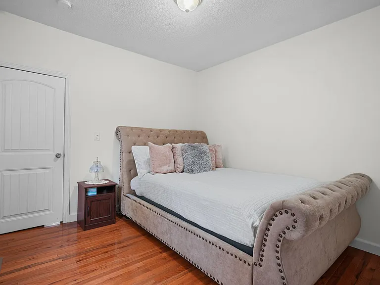 164 Hadley St #1 — Photo 24