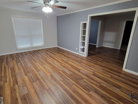 3rd image of 1203 W C St