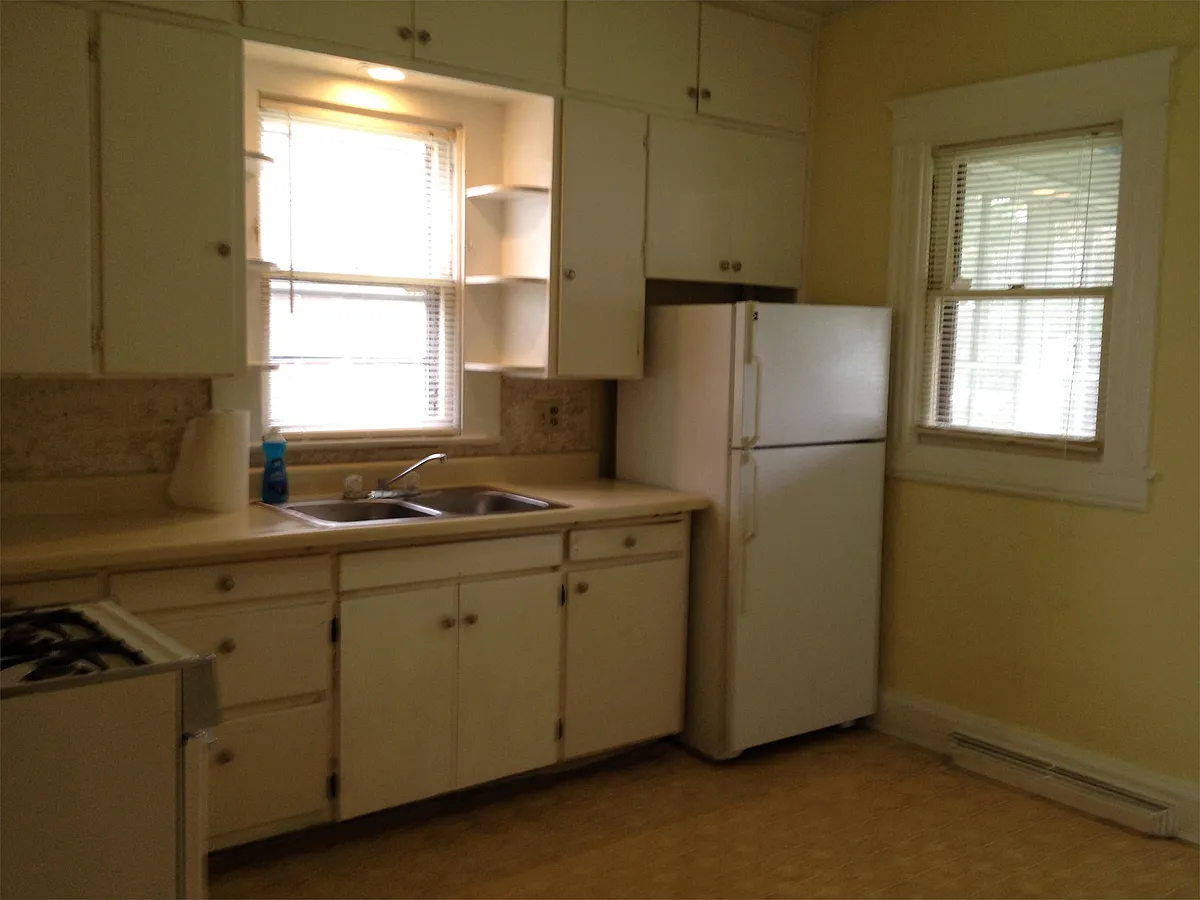 Building Photo - 425 Denver St #1