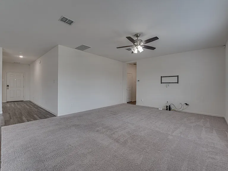 767 Camden Dr — Photo 8