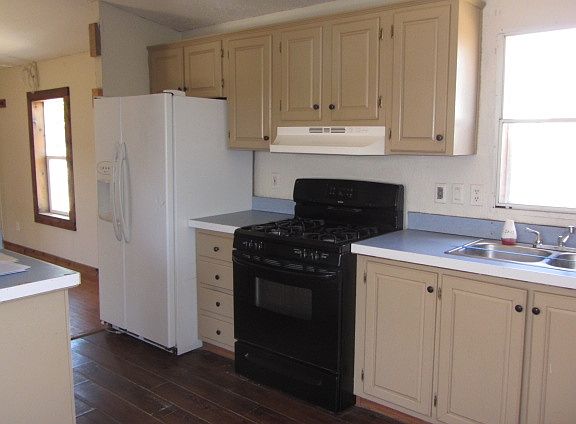 5th image of 446 Morning Dove Dr