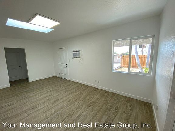 4th image of 9040 Wildwood Ave