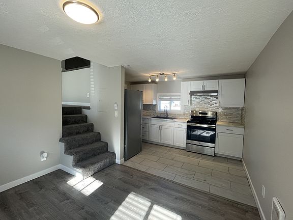 2nd image of 5009 NE Hazel Dell Ave APT 11