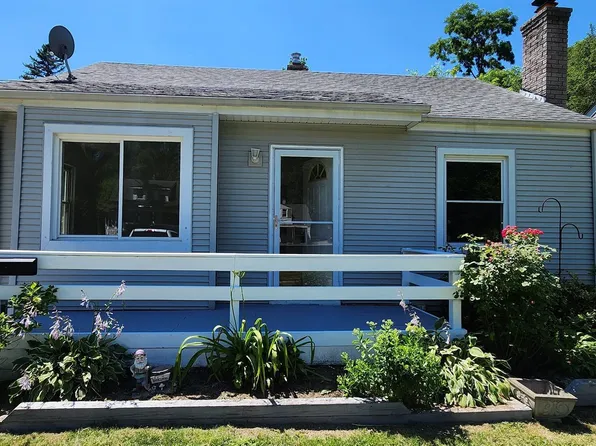 20089 Delaware Ave, Redford, MI 48240