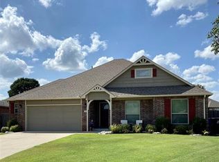 204 S 50th St, Broken Arrow, OK 74014