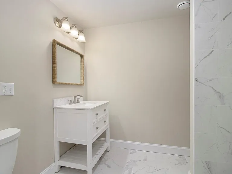 6 Maple Village Ct — Photo 12