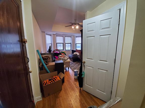 5th image of 4605 N Wolcott Ave #G