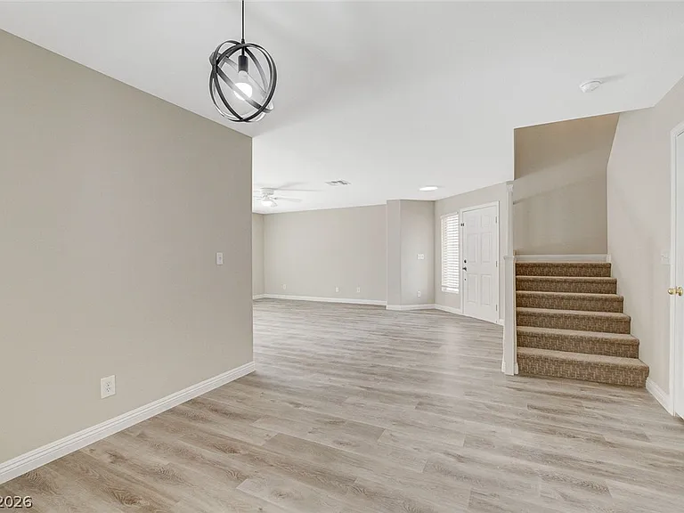 1129 Autumn Bay Ct — Photo 9