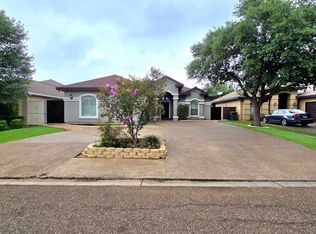 2060 Lima Loop, Laredo, TX 78045