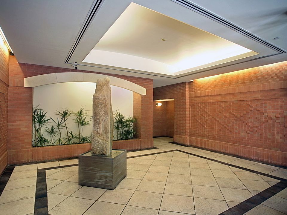 1st image of 363 W 30th St #603