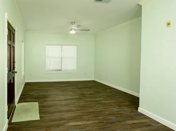 309 W Hickory St Floor 3, Denton, TX 76201