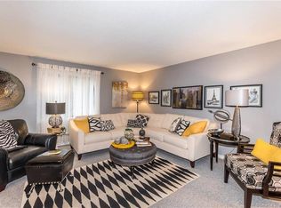 7 Hickory Hl, Southington, CT 06489