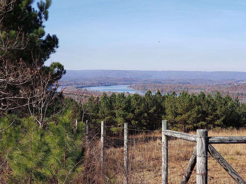 2nd image of 2517 Lower River Rd