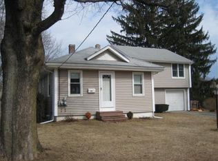 40 Scotland St, Hingham, MA 02043