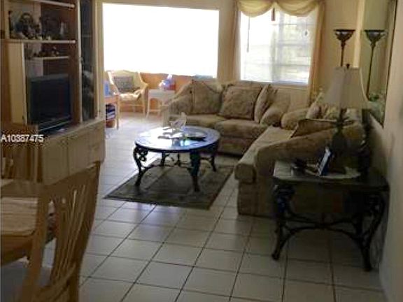2nd image of 1671 NE Miami Gardens Dr APT 148