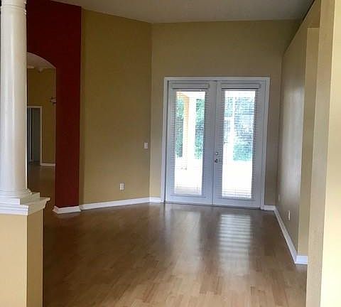 4th image of 8343 Torrington Ave