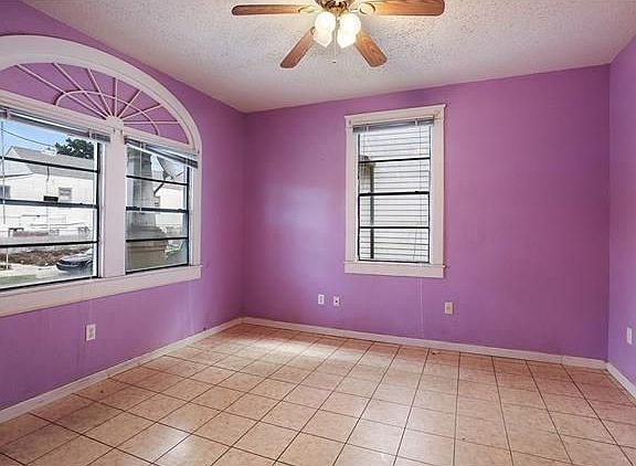 3rd image of 1818 Arts St
