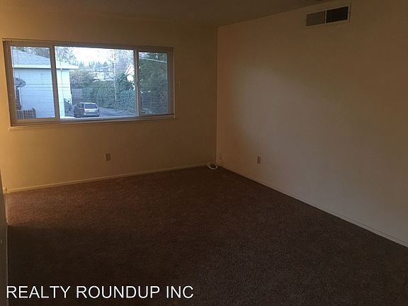 3rd image of 760 Carro Dr APT 4